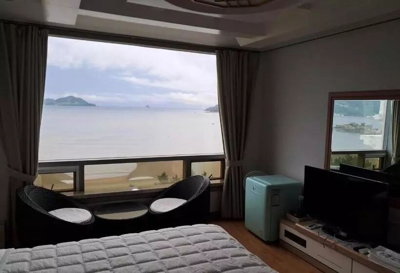 Hotelli Namhae Beach