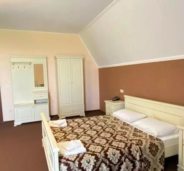 Hotelli New Continent