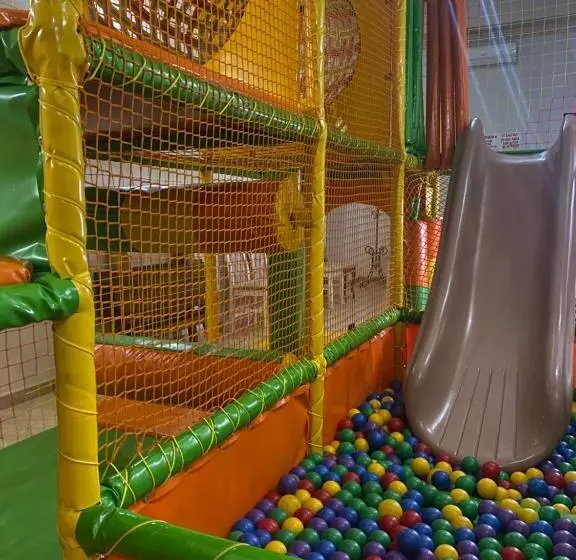 Hotelli New Continent