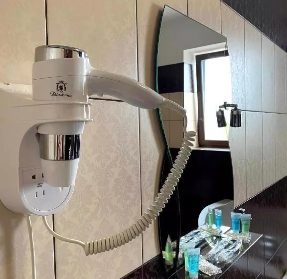 Hotelli New Continent