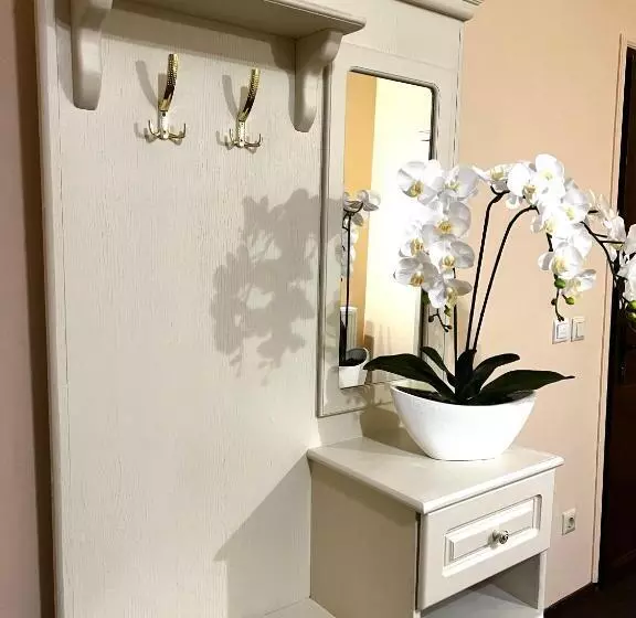 Hotelli New Continent