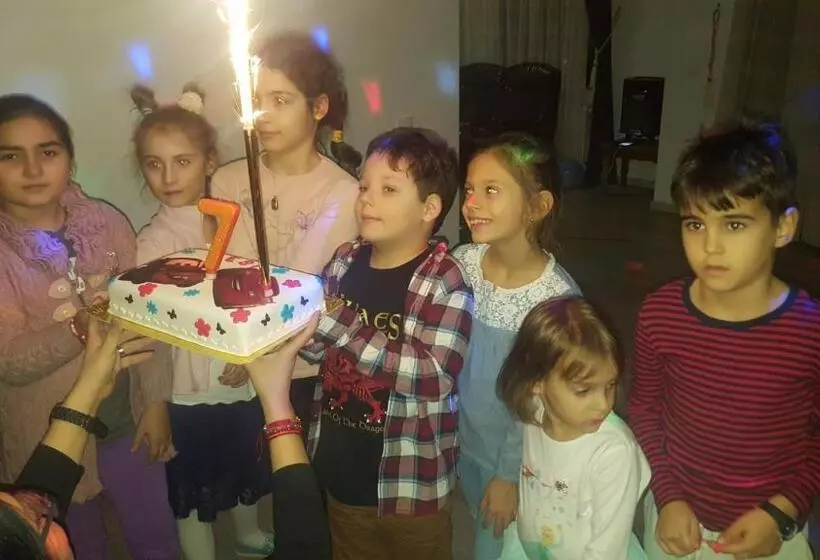 هتل Pensiunea Eden