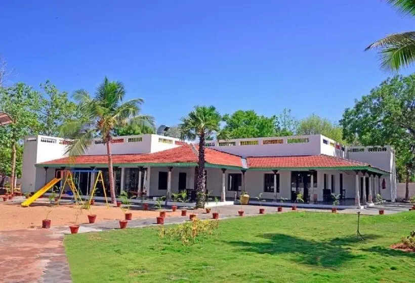 ホテル Thappa Gardens Resort