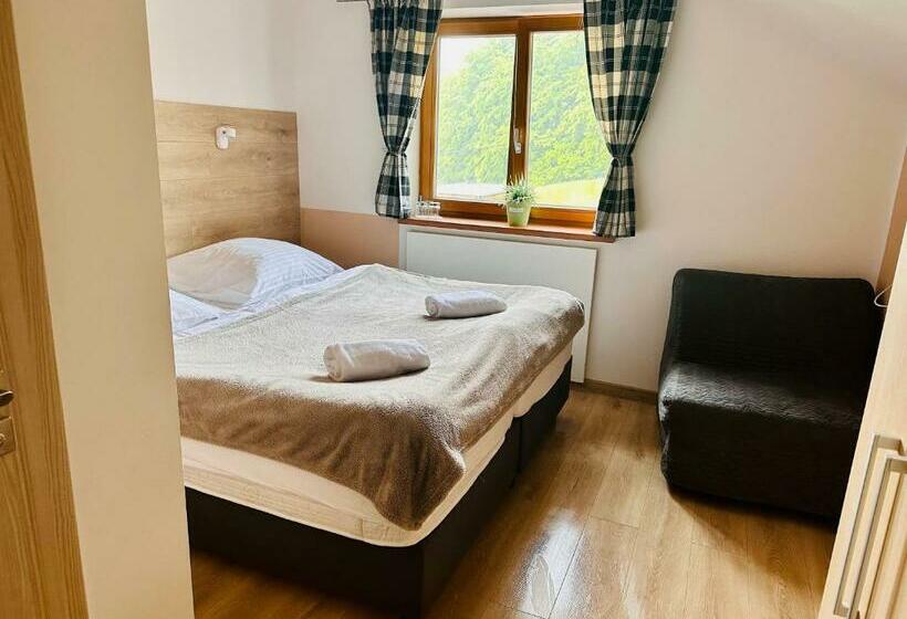 Majatalo Chata Pod Lysou