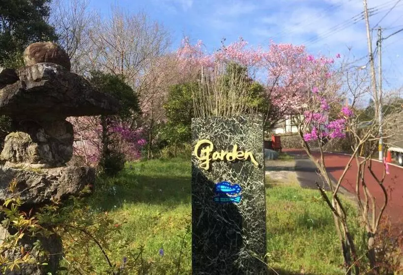 Majatalo Otsu Nature Garden