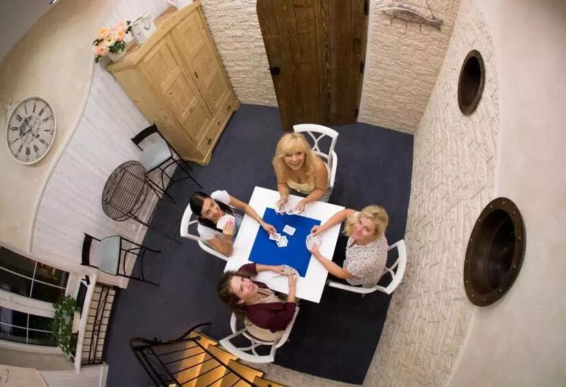 ペンション Penzion Na Palubě