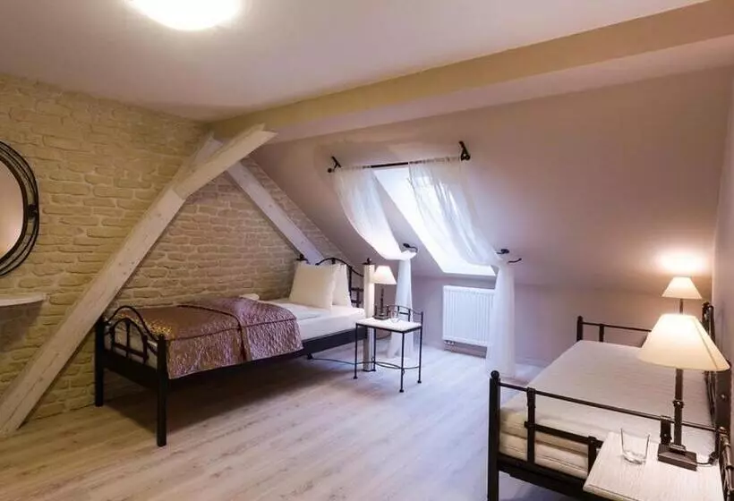 ペンション Penzion Na Palubě