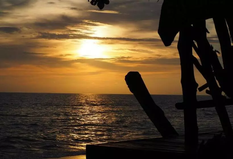 リゾートホテル Oon Lee Bungalows