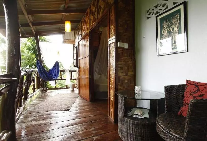 リゾートホテル Oon Lee Bungalows