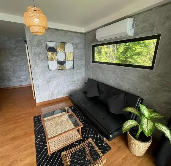 Lomakeskus Oon Lee Bungalows