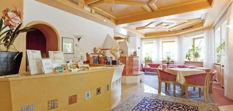 Aamiaismajoitus (B&B) Garni Günther