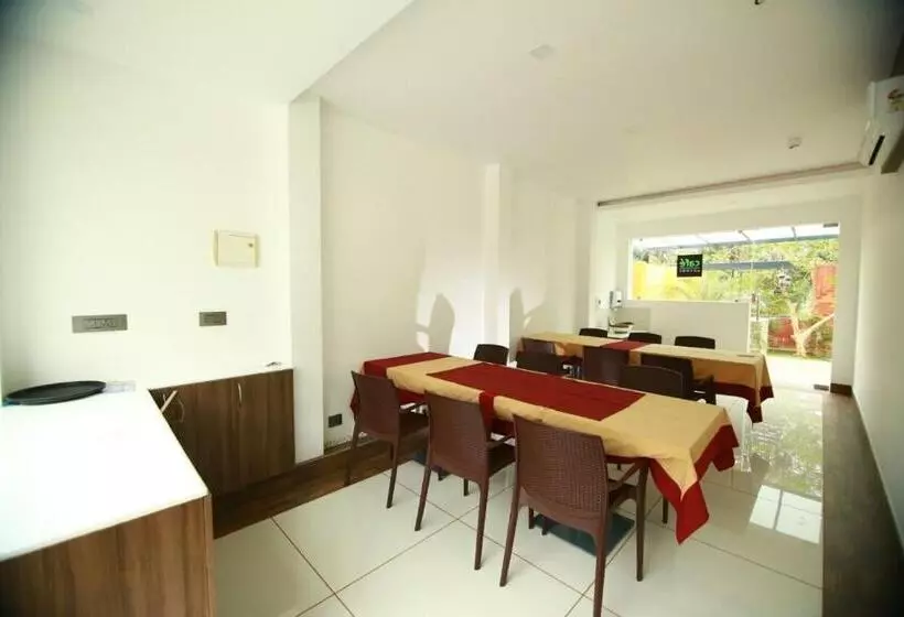 Bed and Breakfast Silver Storm Resort Athirappilly