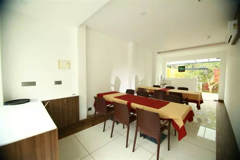 Bed and Breakfast Silver Storm Resort Athirappilly