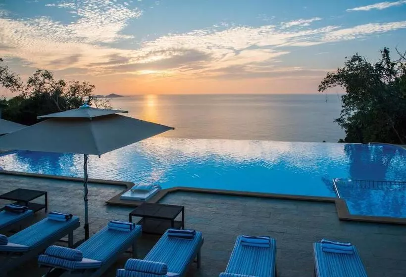 Cintacor Island Resort