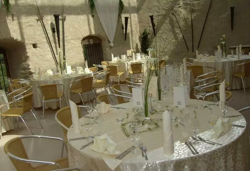 Hotelli Restaurant Zur Krone