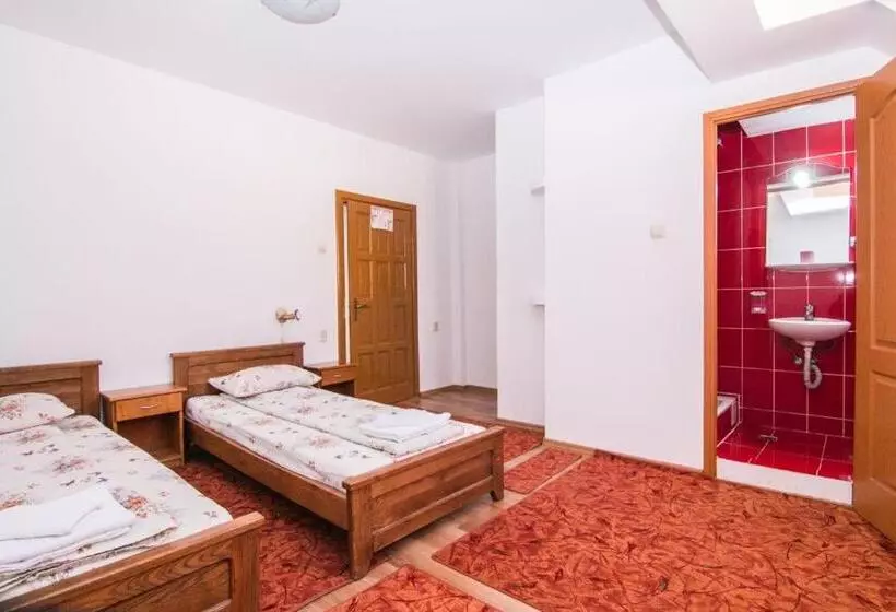 Motel Dracula