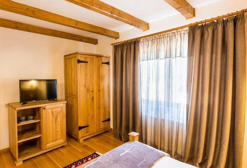 ペンション Dacii Liberi Resort And Spa