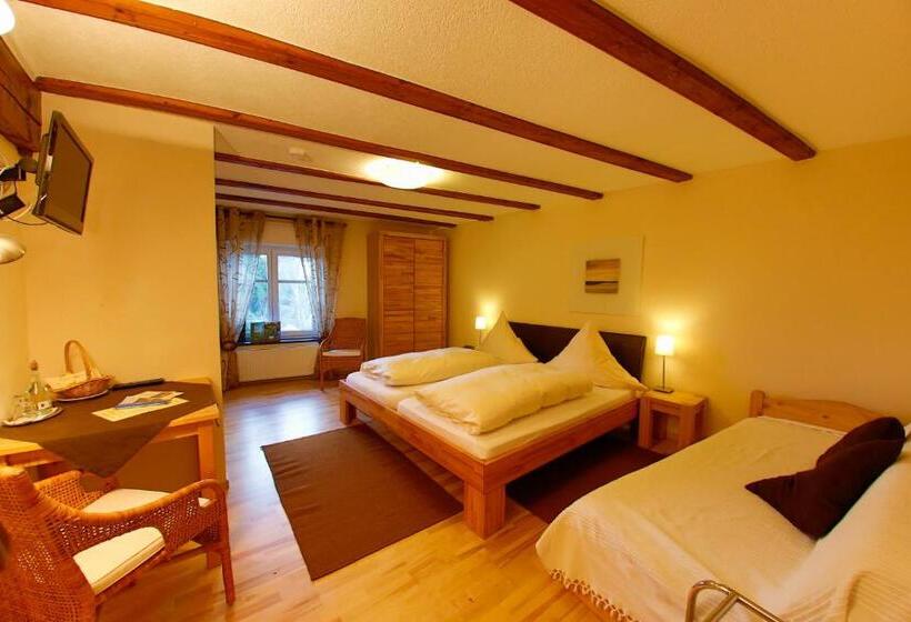 ペンション Gasthof Zum Goldenen Kreuz