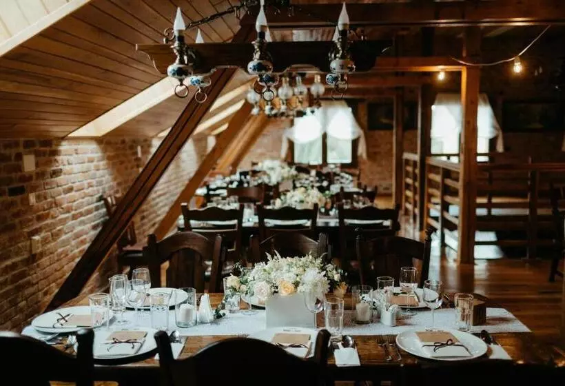 Majatalo Hanul Moara Cu Noroc