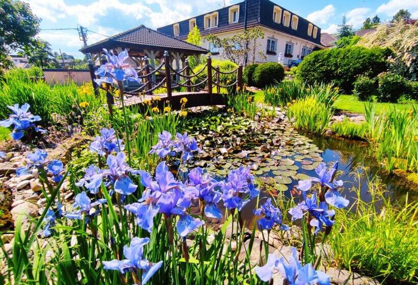 ペンション Penzion Lucs