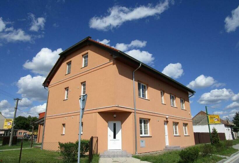 Panzió Penzion Semerád V Hevlíně