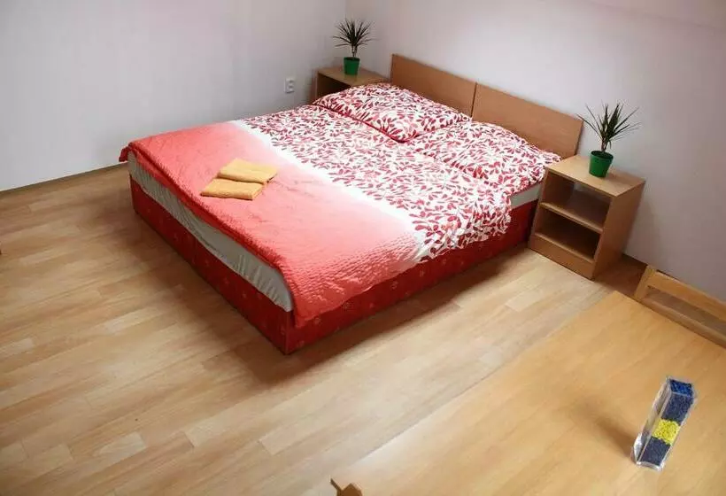 ペンション Penzion Semerád V Hevlíně