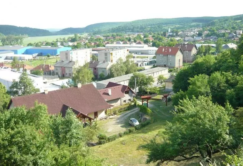 Penzión Skalná Ruža   Kövirózsa Panzió