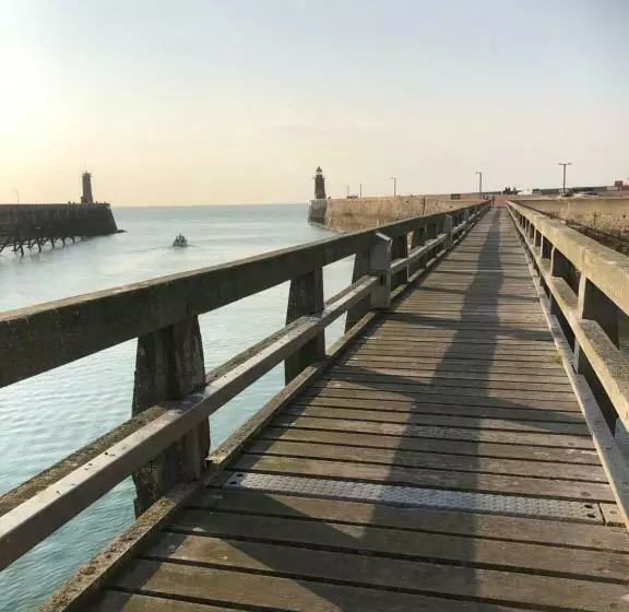 Aamiaismajoitus (B&B) Chambres D'hôtes Aux Ecuries Du Chateau