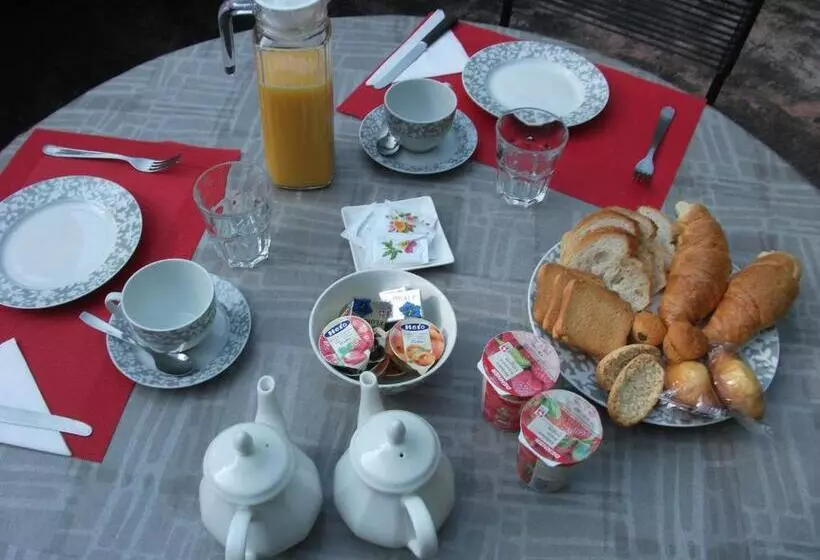 Aamiaismajoitus (B&B) Grotto Pergola