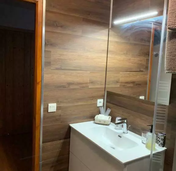 تختخواب و صبحانه L Escale En Ubaye