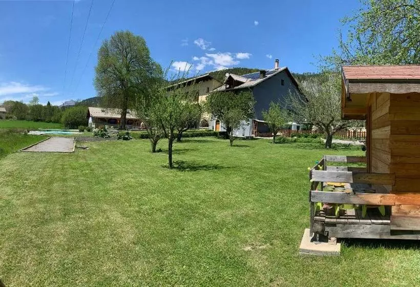 تختخواب و صبحانه L Escale En Ubaye