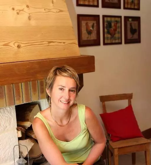 Aamiaismajoitus (B&B) La Tour Du Coq Doré