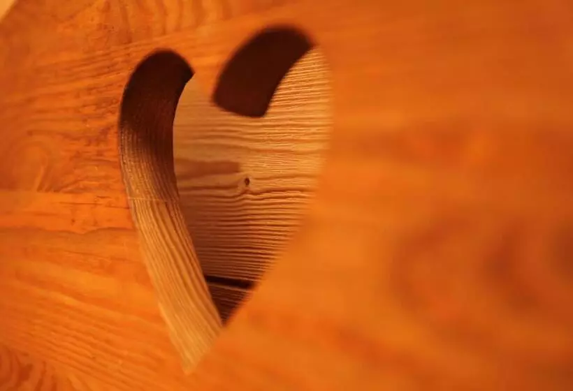 Aamiaismajoitus (B&B) La Tour Du Coq Doré