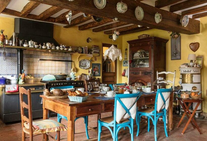 Bed and Breakfast Maison D Hotes à L Ombre Bleue