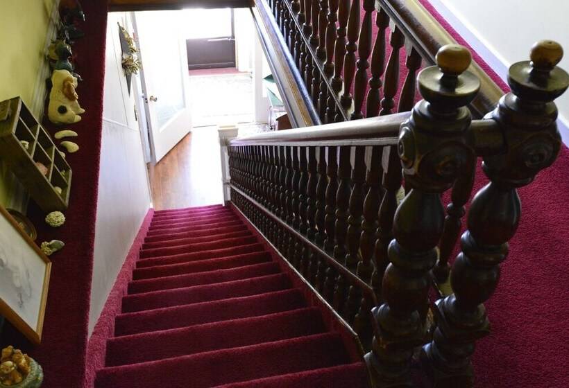 צימר The Spaniards Room Heritage Home