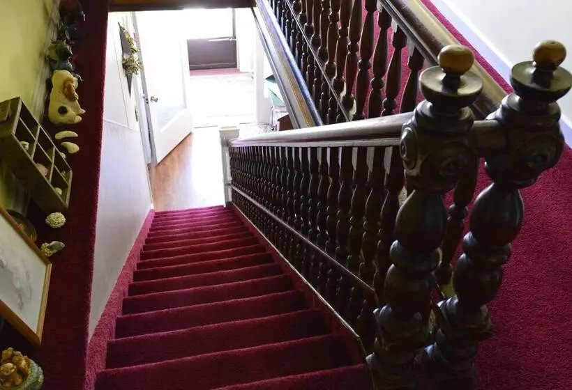 Aamiaismajoitus (B&B) The Spaniards Room Heritage Home