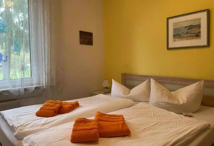 Hotelli Gutshaus Kajahn