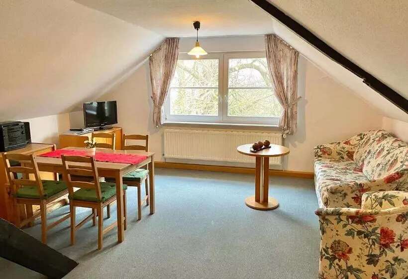 Hotelli Gutshaus Kajahn