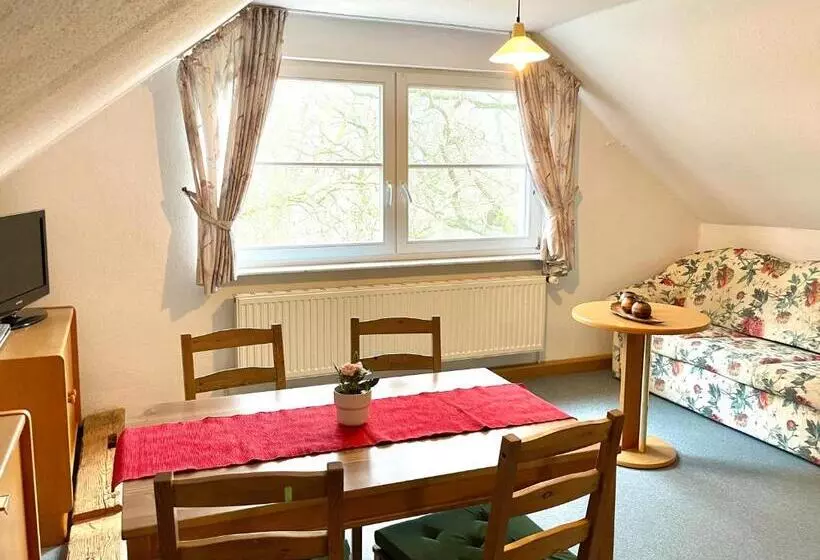 Hotelli Gutshaus Kajahn