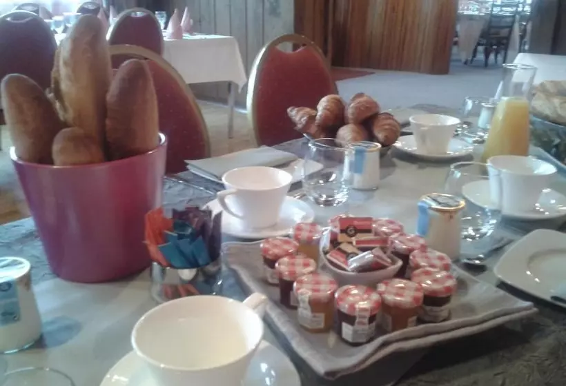 ホテル Logis   Hôtel Restaurant Du Canard