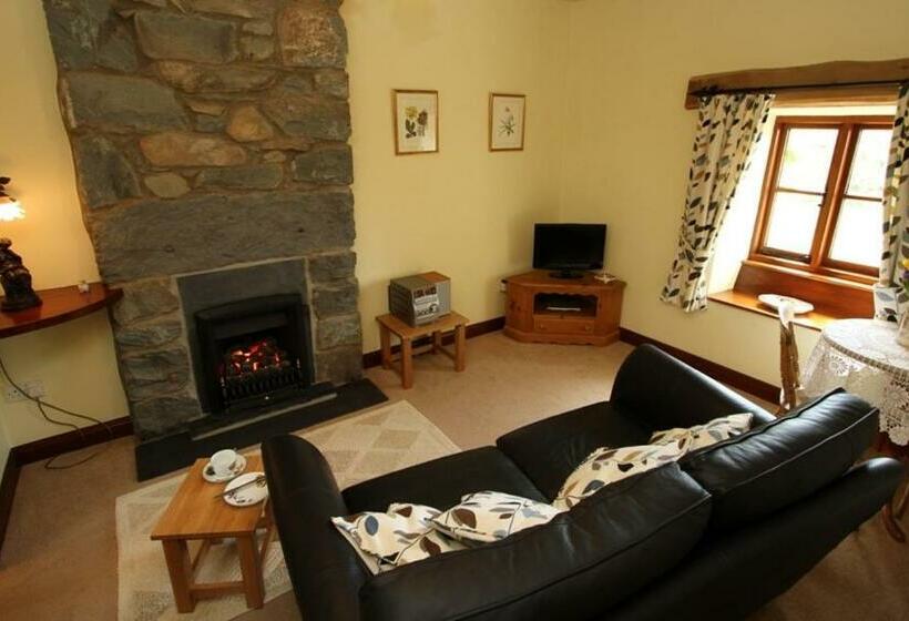 Hotell Ystumgwern Luxury Barn Conversions