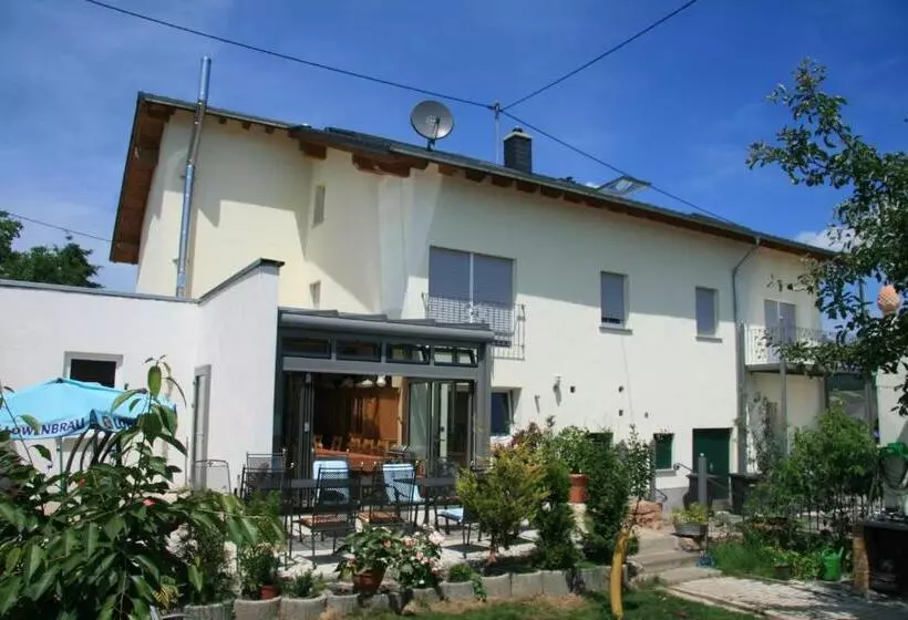 Majatalo Gästehaus Marietta