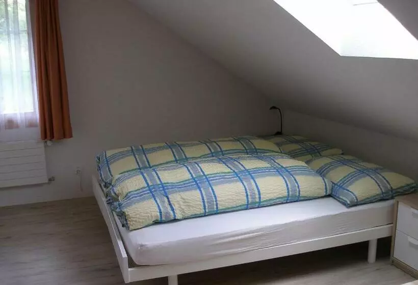 ユースホステル Gasthof Rössli