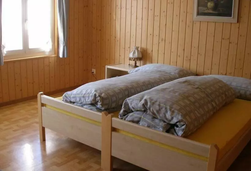 ユースホステル Gasthof Rössli