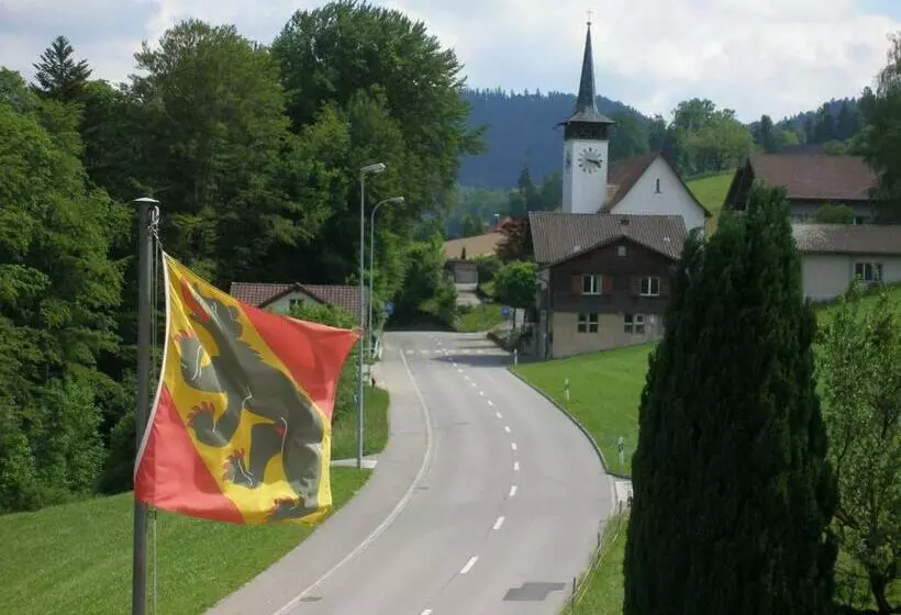 ユースホステル Gasthof Rössli