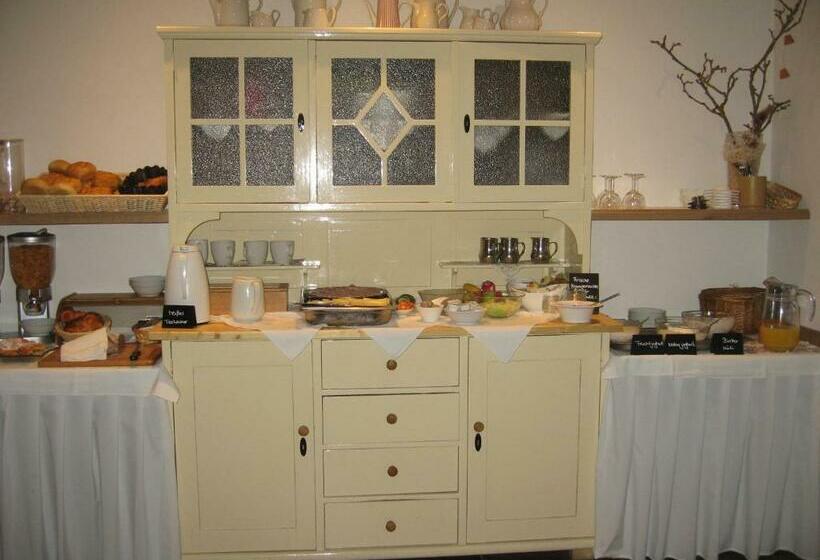 Общежитие Reischacher Hof