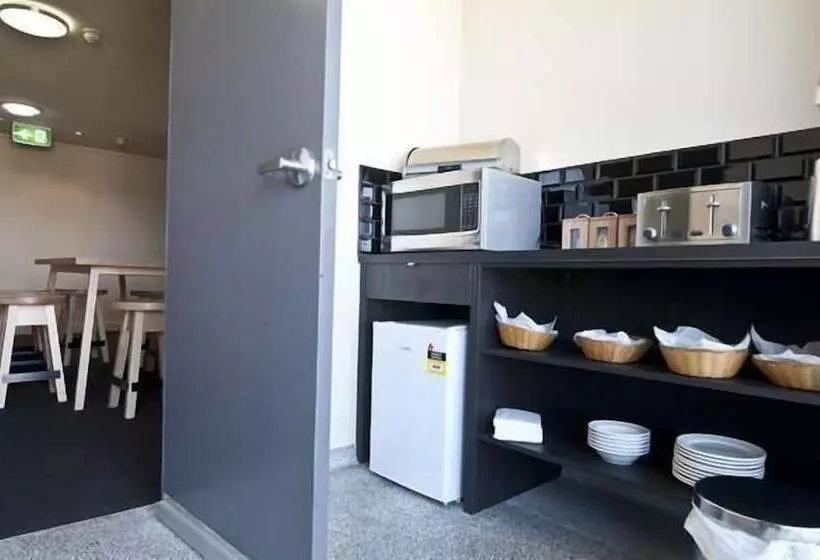 Retkeilymaja The Mansfield Park