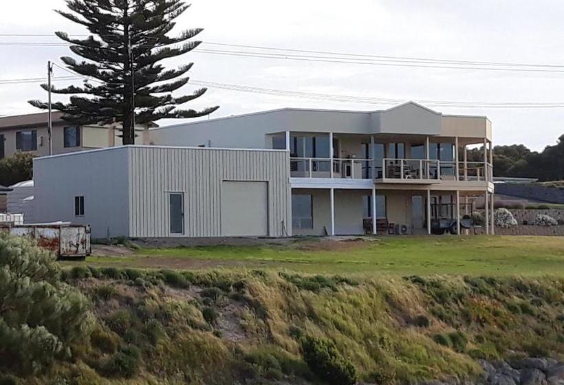 צימר Costa Plenti Southend Bnb