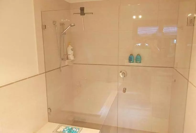 ベッドアンドブレックファースト Costa Plenti Southend Bnb