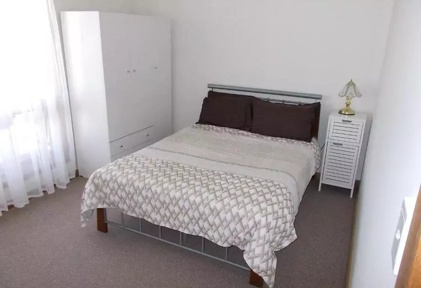 ベッドアンドブレックファースト Costa Plenti Southend Bnb